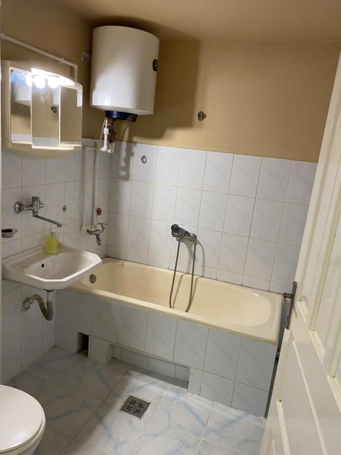Farkaslaki Kulcsoshaz Lupeni (Harghita) Ngoại thất bức ảnh